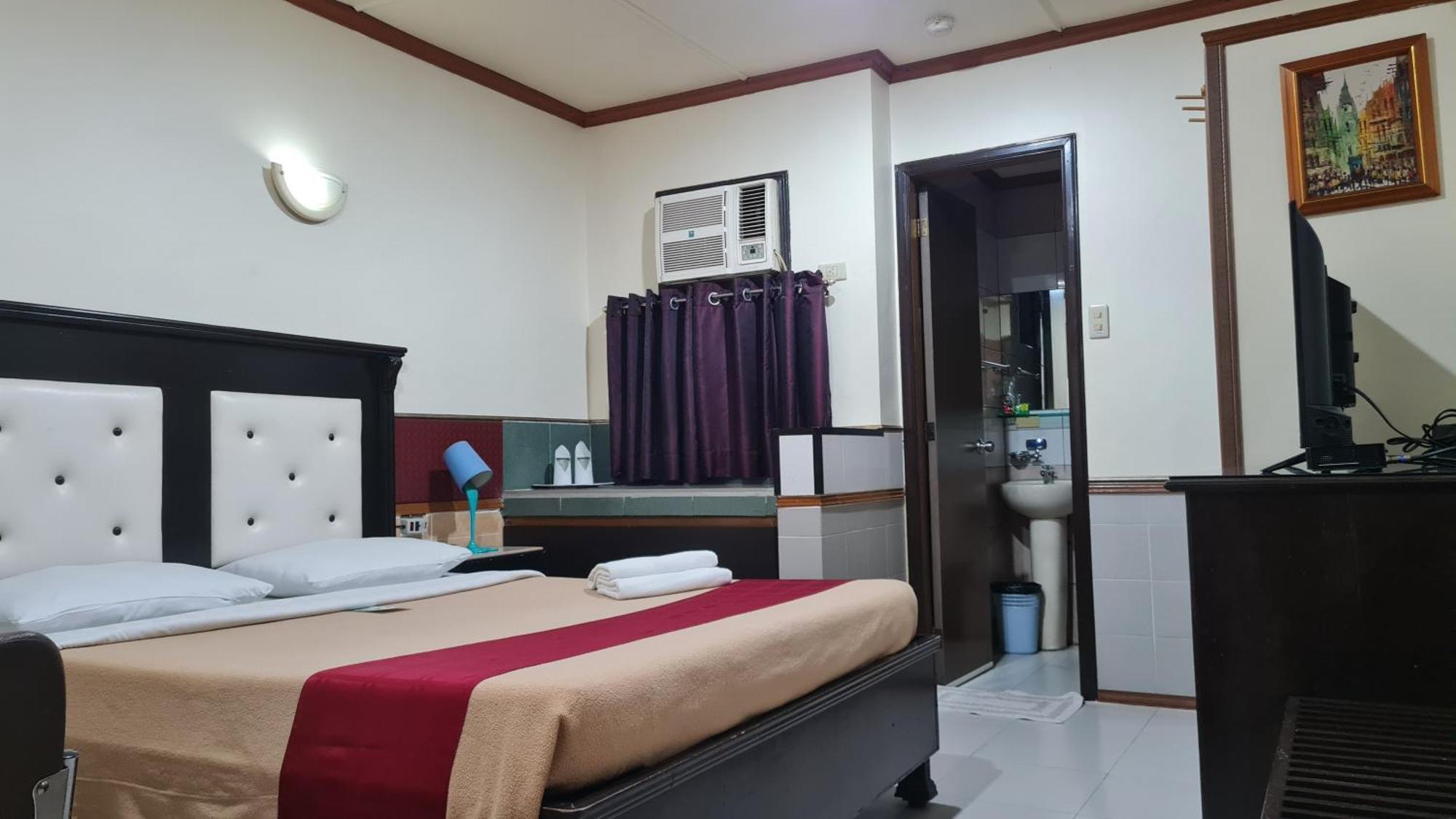 Tiger Hotel อังเฮเลส ภายนอก รูปภาพ