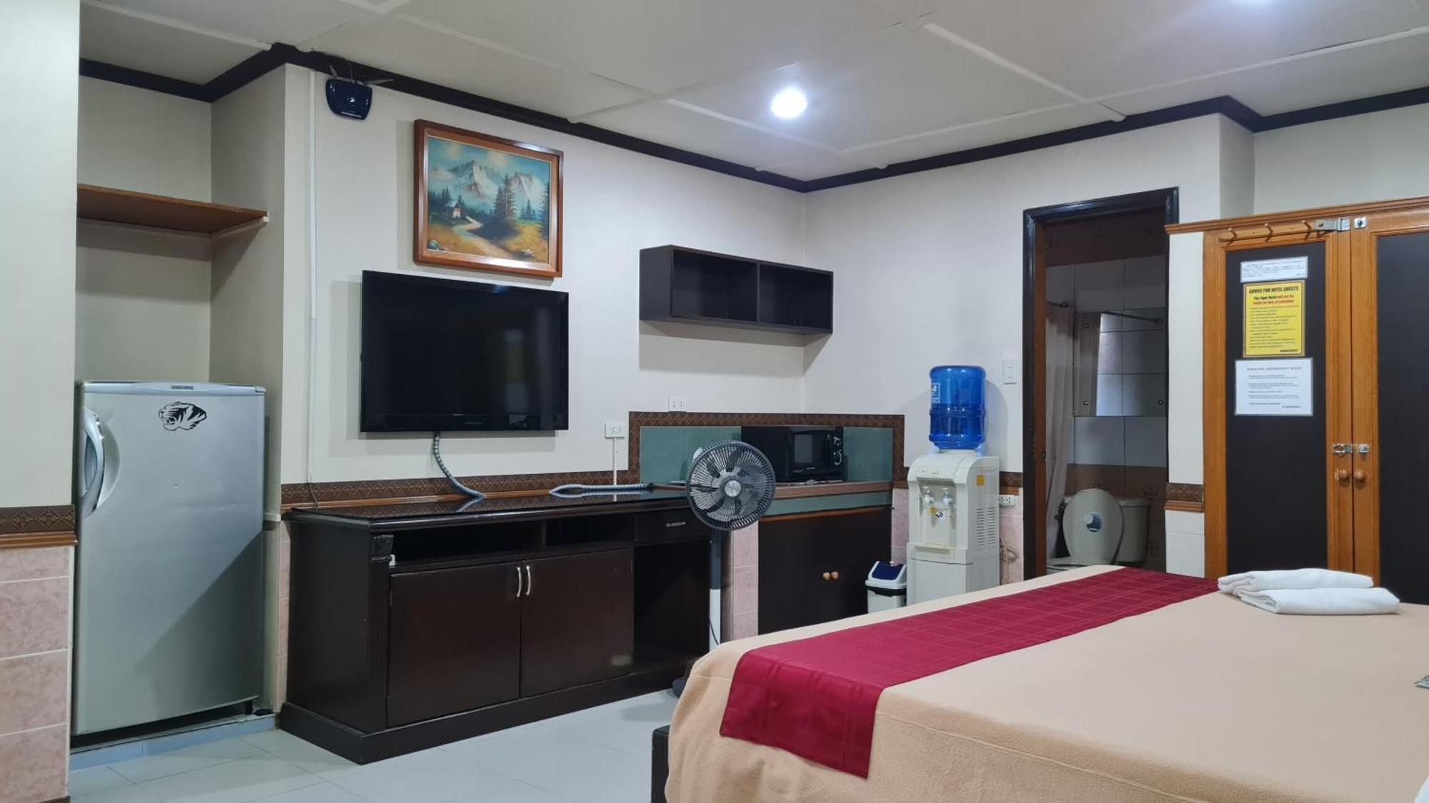 Tiger Hotel อังเฮเลส ภายนอก รูปภาพ